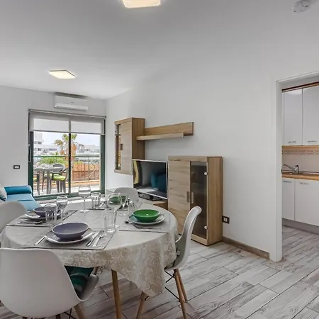 شقة Cozy In El Duque By Altamarhomes أذيخي