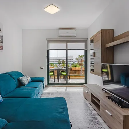 Cozy In El Duque By Altamarhomes Адехе