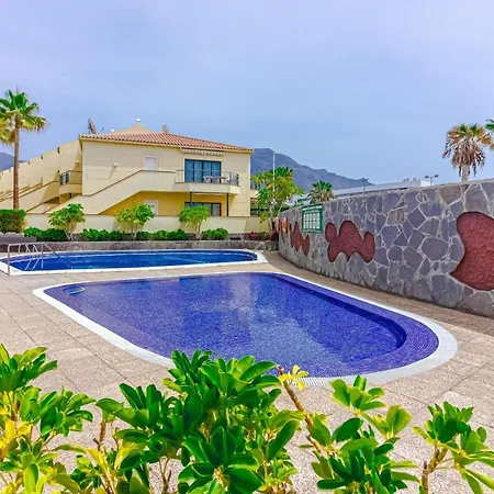 Cozy In El Duque By Altamarhomes أذيخي