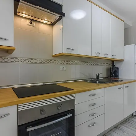 Apartament Cozy In El Duque By Altamarhomes *