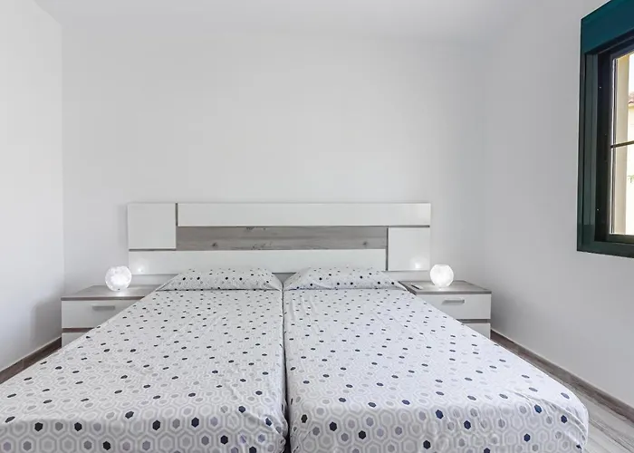 Cozy In El Duque By Altamarhomes Lägenhet